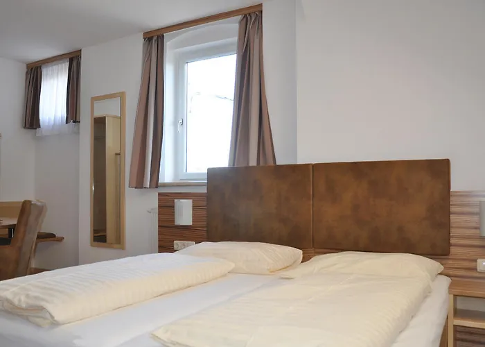 فندق Almtalerhof