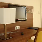 阿尔特勒酒店 酒店